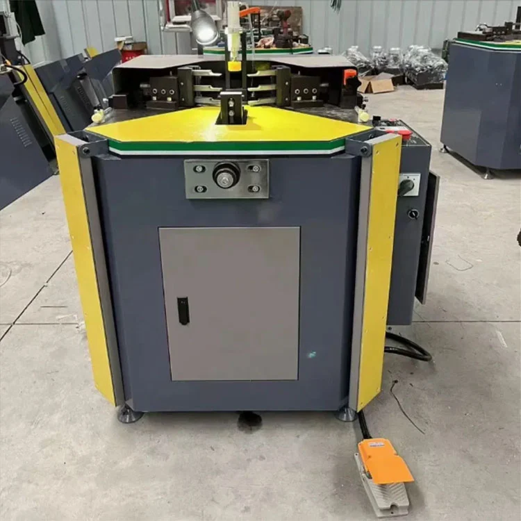 140mmアルミプロファイルコーナー結合機