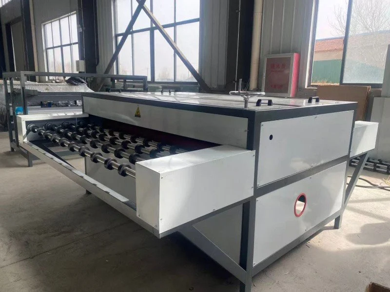 1600 断熱ガラスホットプレス精密機械