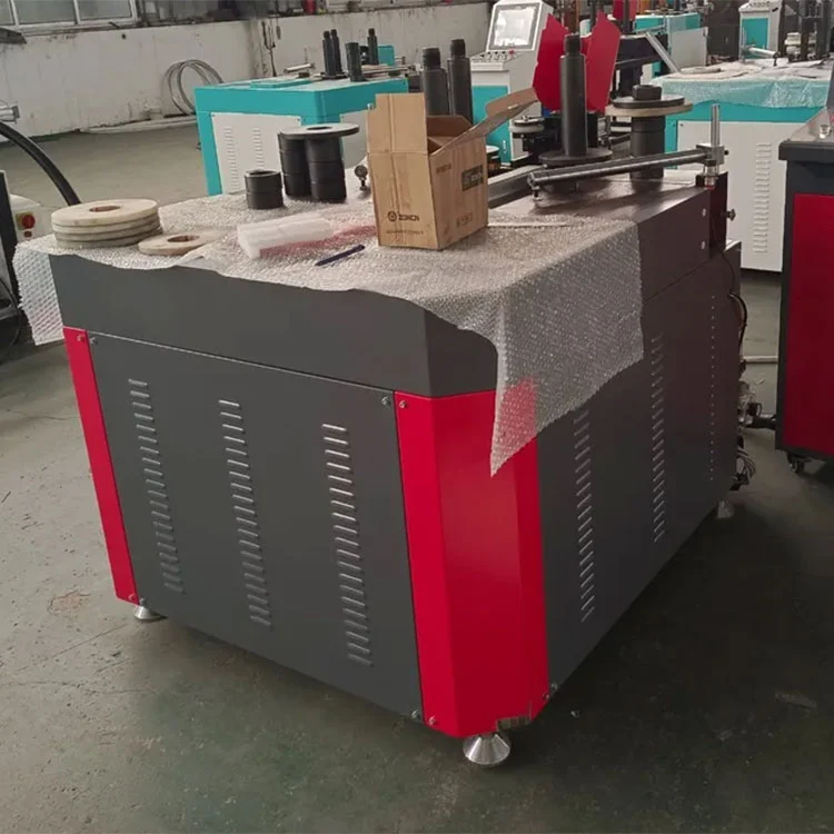 CNC 4 ヘッドコーナー圧着機