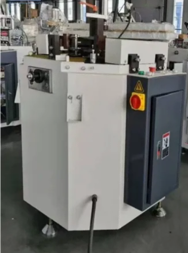 頑丈な油圧シングルヘッドアルミプロファイルコーナー結合機（圧着高さ100mm）